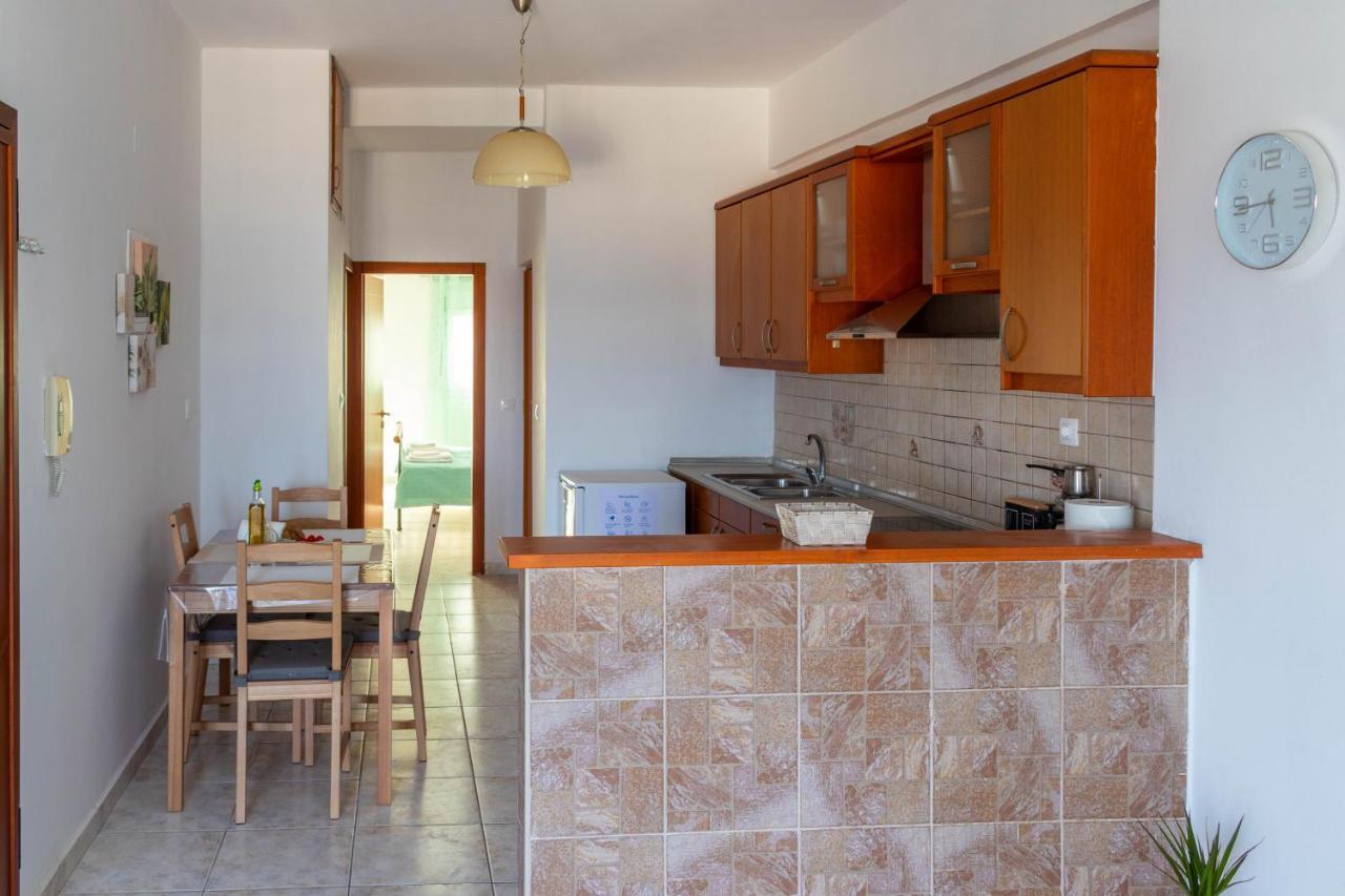 Lovely Sea View Apartment At The Heart Of The Town Jerápetra Kültér fotó
